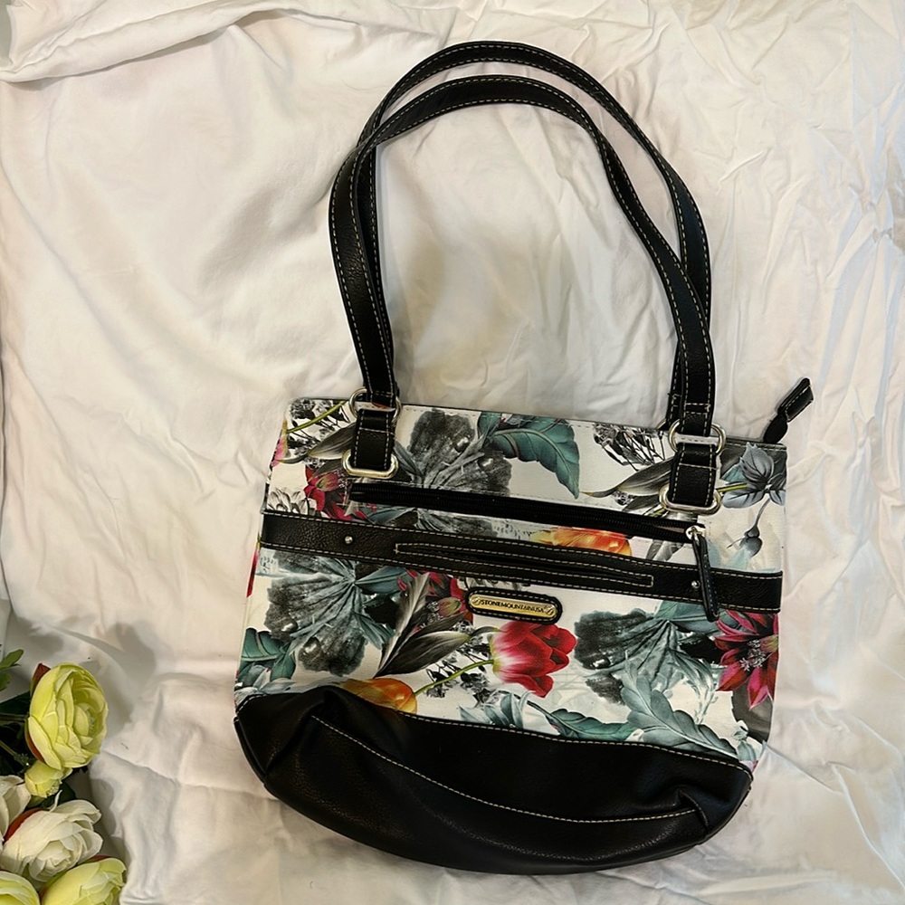 Stone Mountion USA Floral Bag
